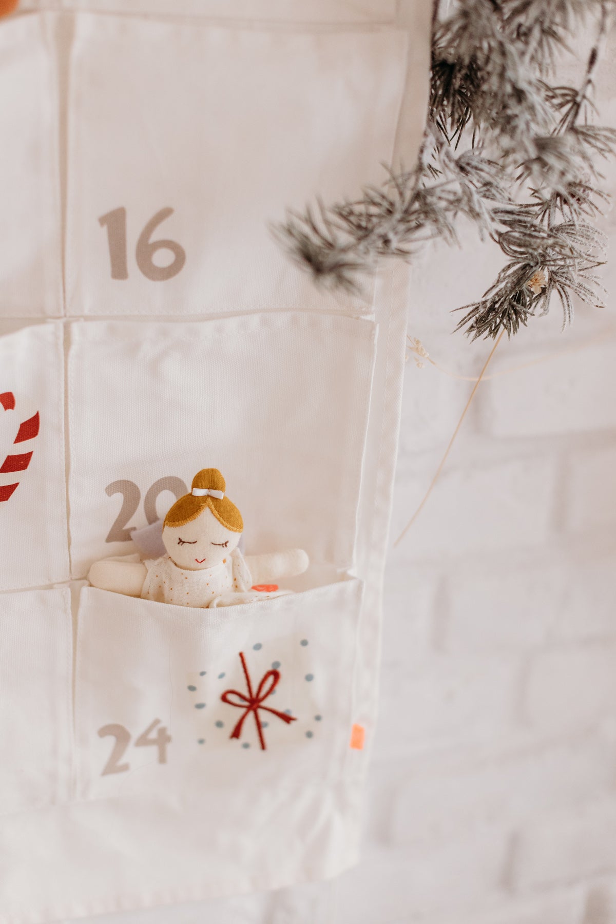 Großer Adventskalender neu*